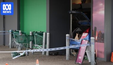 Four-year-old boy dies after car crashes into Mawson shopping centre in Canberra's south