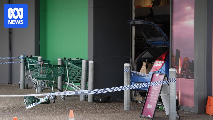 Four-year-old boy dies after car crashes into Mawson shopping centre in Canberra's south