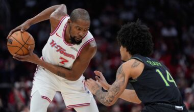 Durant moves past Nowitzki for sixth on NBA's scoring list