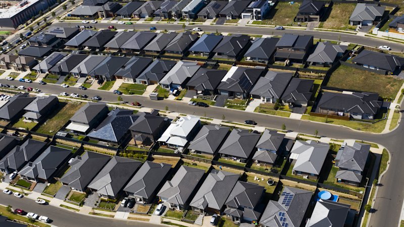 Howard obeisance to fossil fuel cruelled climate action