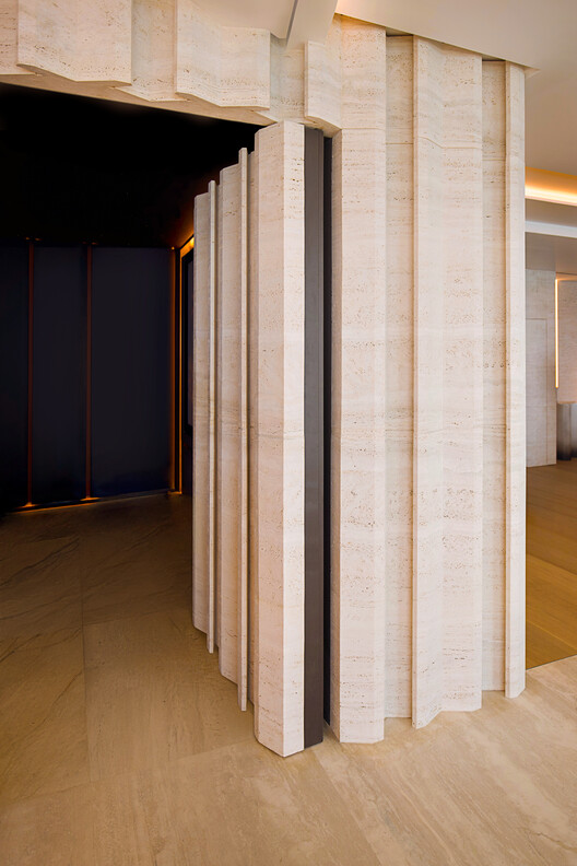 Doors at Scale: Highlights from the Best Pivot Door Contest 2026 - Image 15 of 22