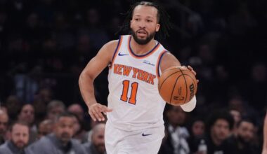 Knicks end losing streak with blowout home win against Nets