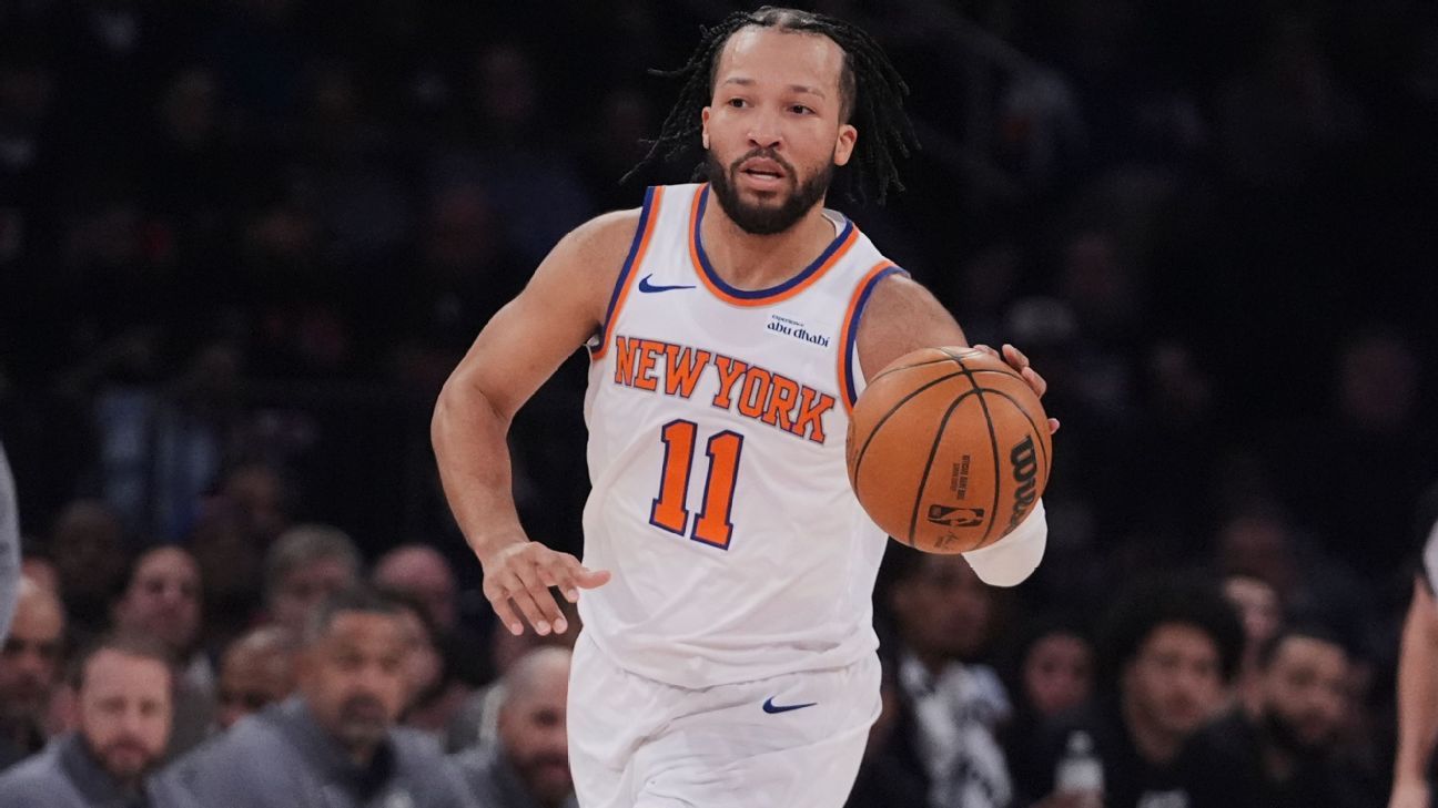 Knicks end losing streak with blowout home win against Nets