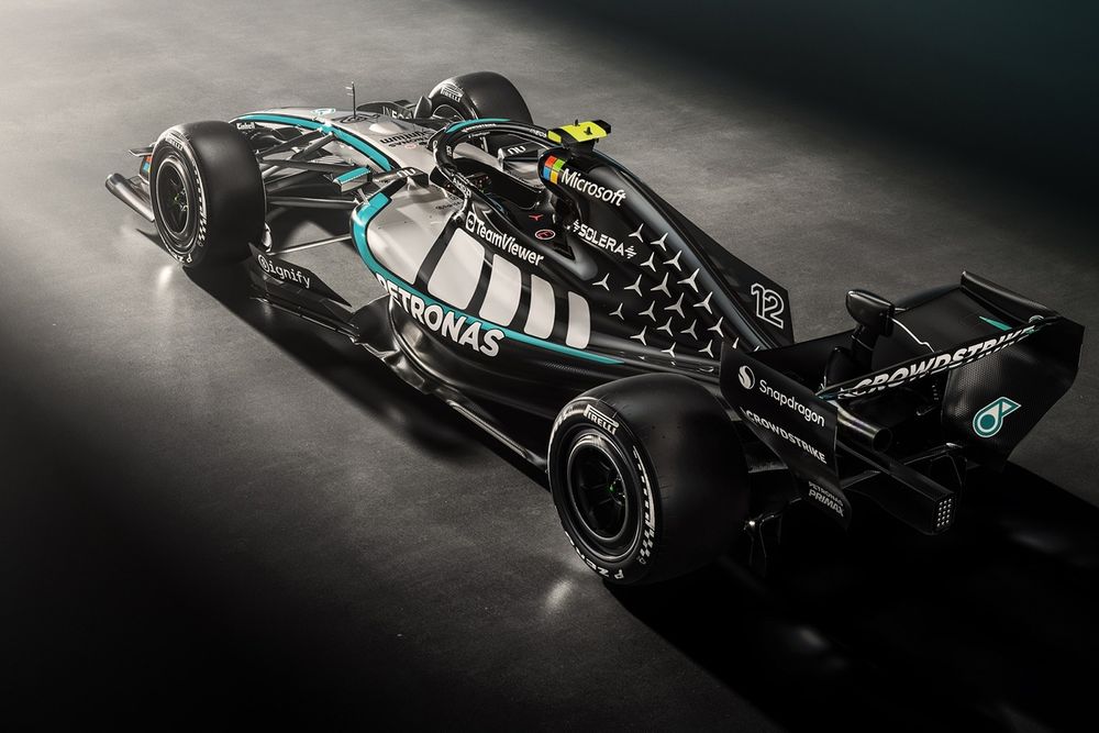 There are fears around the Mercedes engine in F1 2026