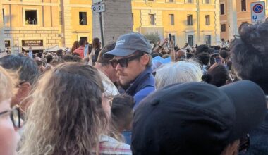 Harry Styles finally explains why he was at the…