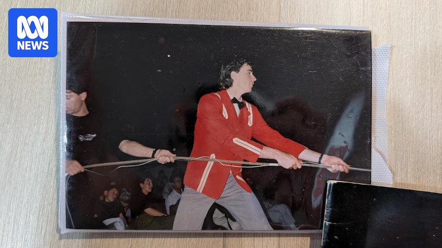 What was it like working for the Great Moscow Circus in 1990?