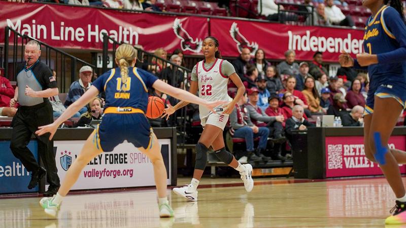 Women’s Basketball Set for City Showdown at La Salle