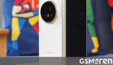 Honor is also working on a wide foldable to compete with Samsung and Apple