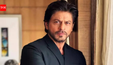 Shah Rukh Khan’s stylish Rs 14 lakh handbag steals attention at the airport- Watch video |