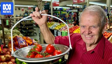Shoppers remember 'old days' at grocery store that has operated since late 19th century