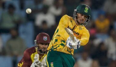 De Kock smashes career-best 115 with Brevis' bat but 'didn't really enjoy it'