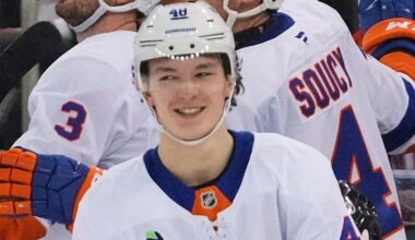 Matthew Schaefer calls WFAN's 'Boomer & Gio' morning show to talk Islanders vs. Rangers with Boomer Esiason