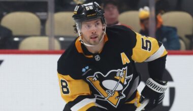 Penguins' Kris Letang out at least 4 weeks with broken foot