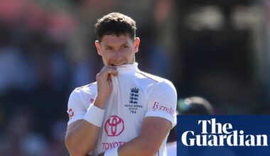 Conscript Potts is England’s paratrooper fighting a lonely Ashes war in Sydney | Ashes 2025-26