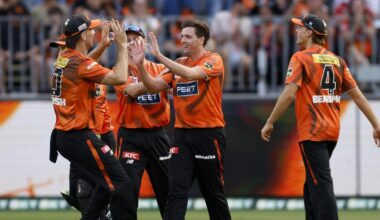 Perth Scorchers defeat Melbourne Stars, finals, top spot for sixth time, home final in Perth, match report, scorecard, teams, Mitch Marsh, Glenn Maxwell