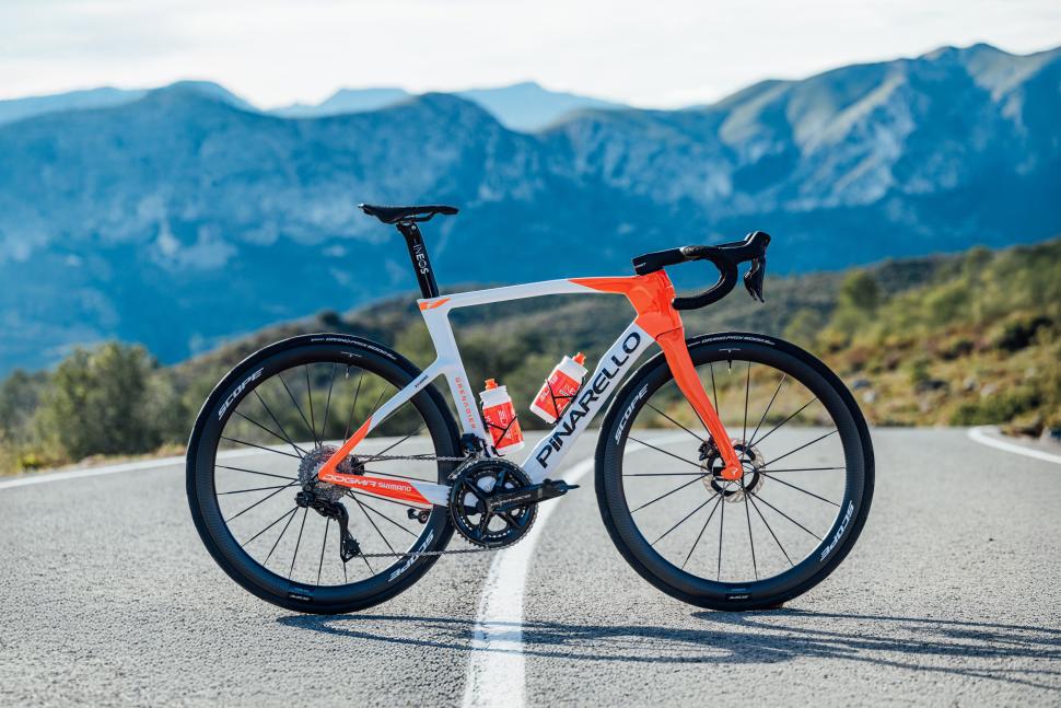 2026 Ineos Grenadiers Pinarello Dogma F