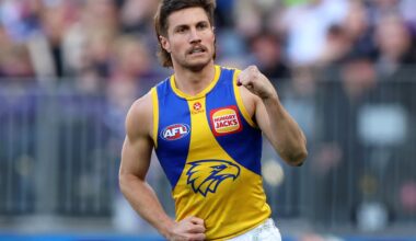 Eagles appoint new co-captain to replace outgoing skipper