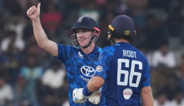 Big names ton up as England seals series