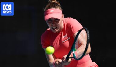 Australian Open 2026 live: Wildcard Talia Gibson starts grand slam tournament with win, Matteo Berrettini withdraws from De Minaur match