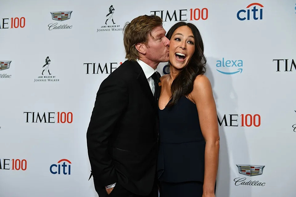 <p>Chip Gaines & Joanna Gaines</p>