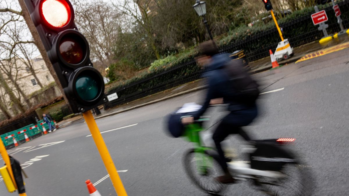 Will new traffic lights really slow down Regents Park cyclists?