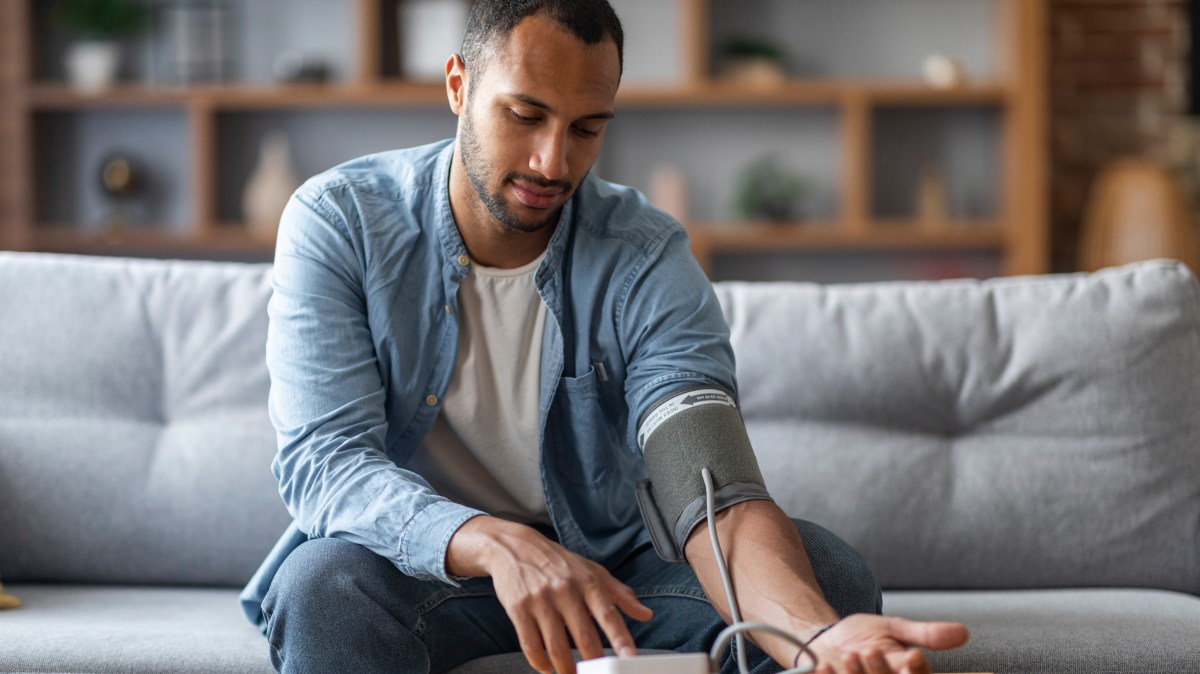 how the experts avoid high blood pressure