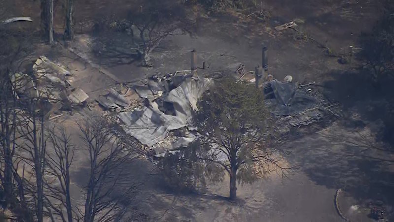 State of Disaster declared as 36 fires rage in areas including Longwood, Harcourt and Walwa; Family missing in Longwood