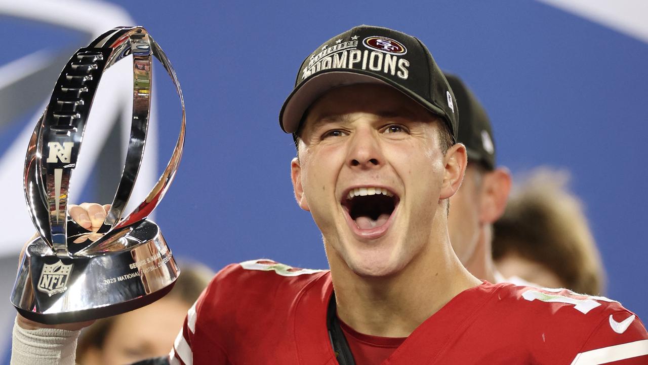 What is at stake in Week 18 games, AFC and NFC clinching scenarios, playoff bracket, schedule