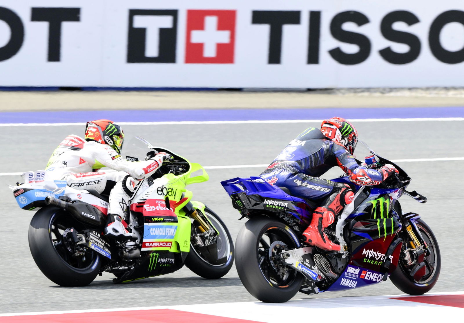 Quartararo under attack in the 2025 Austrian MotoGP.