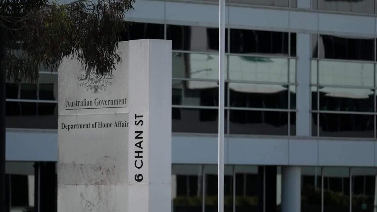 More than 200 potential extremists living among Australians