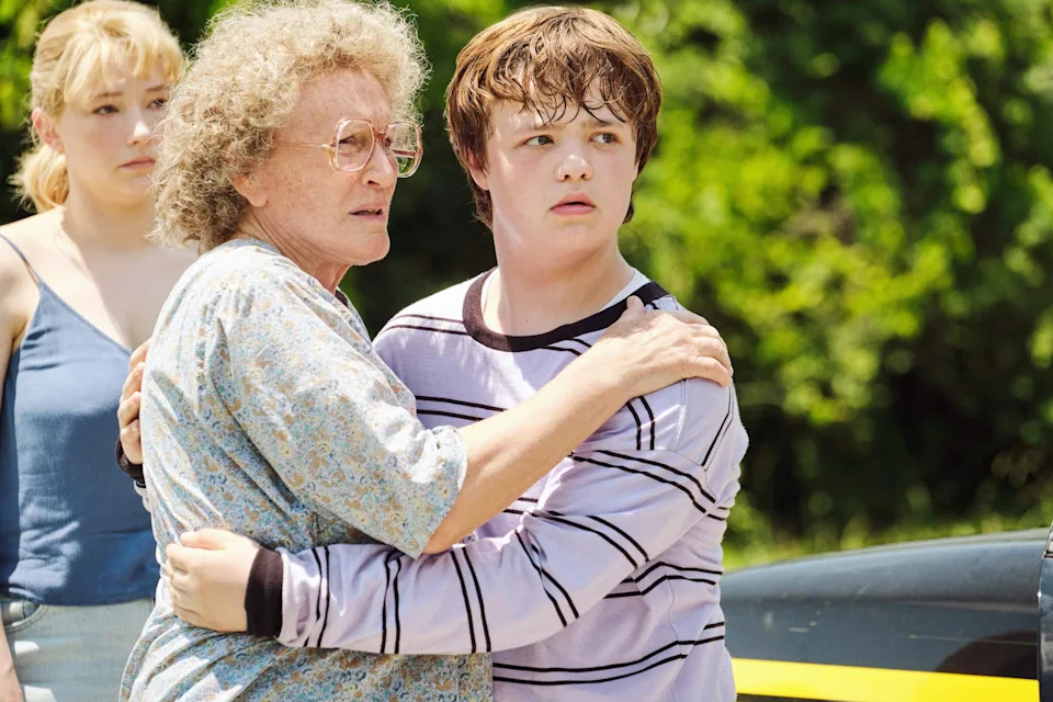 Haley Bennett, Glenn Close, and Owen Asztalos