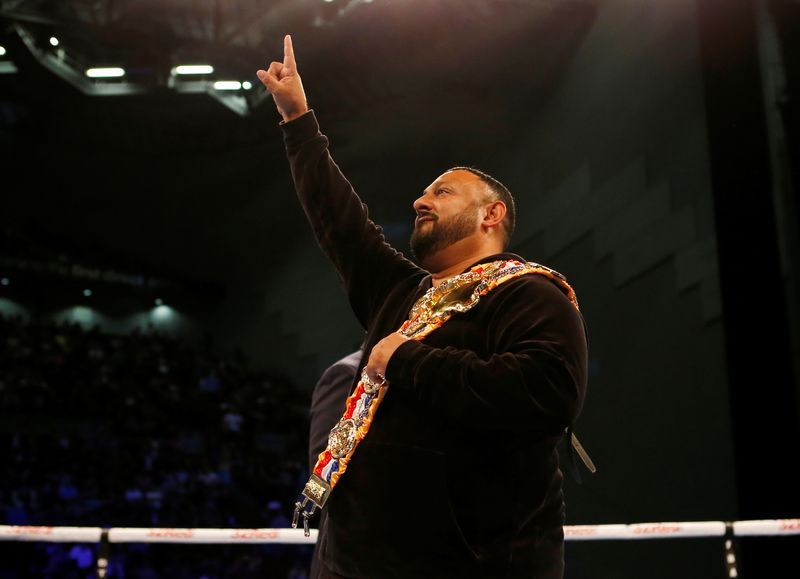 Other Sports: Boxing biopic 'Giant' tells tale of 'the prince and his trainer'