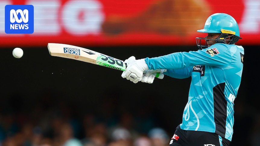 Usman Khawaja stars as Brisbane Heat beat Sydney Thunder in Big Bash