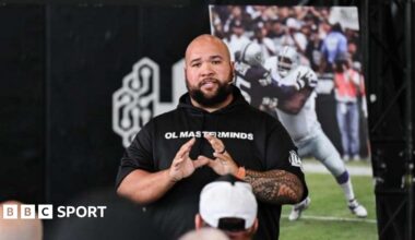 Duane Manyweather during an OL Masterminds coaching summit