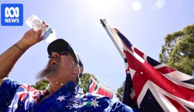 Australia Day heat record for Adelaide, as mercury hits 49C in Ceduna