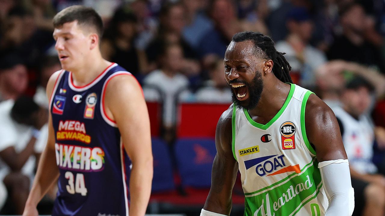 South East Melbourne Phoenix defeat Adelaide 36ers, Nick Rakocevic suspended, Illawarra Hawks vs Perth Wildcats