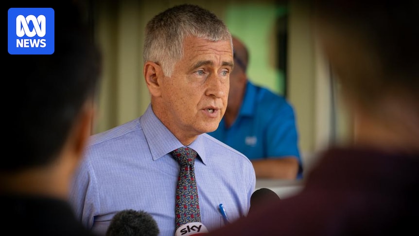 Senior Queensland doctor cleared of allegations after 14-month suspension