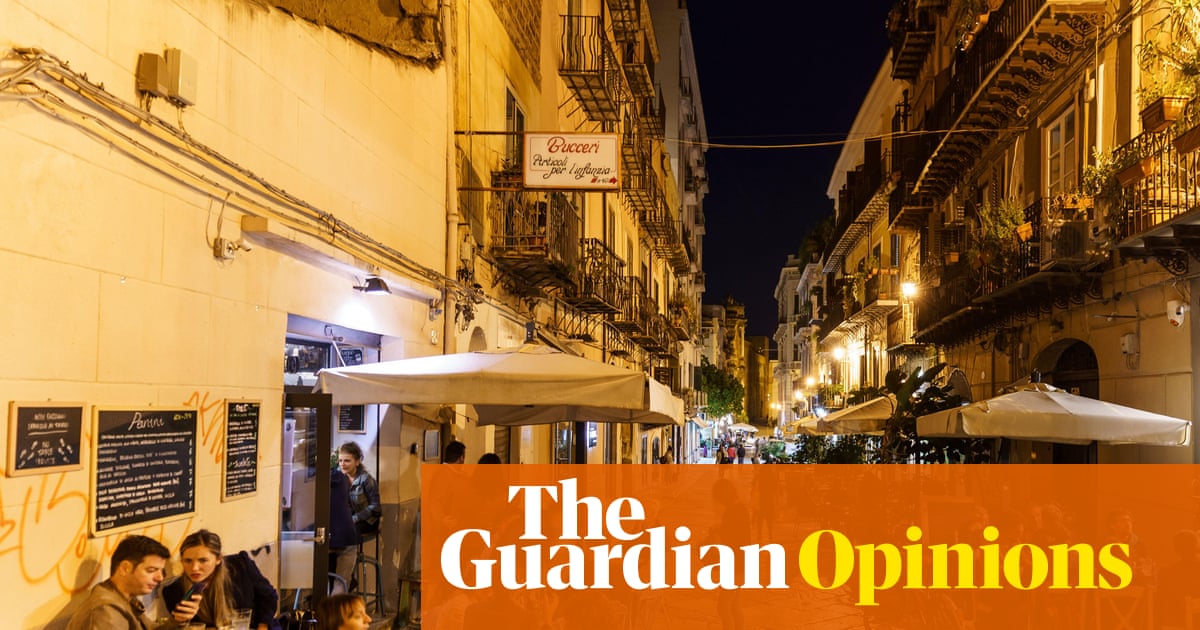 My friends in Italy are using AI therapists. But is that so bad, when a stigma surrounds mental health? | Viola Di Grado