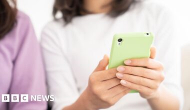 Tories would ban under-16s from social media