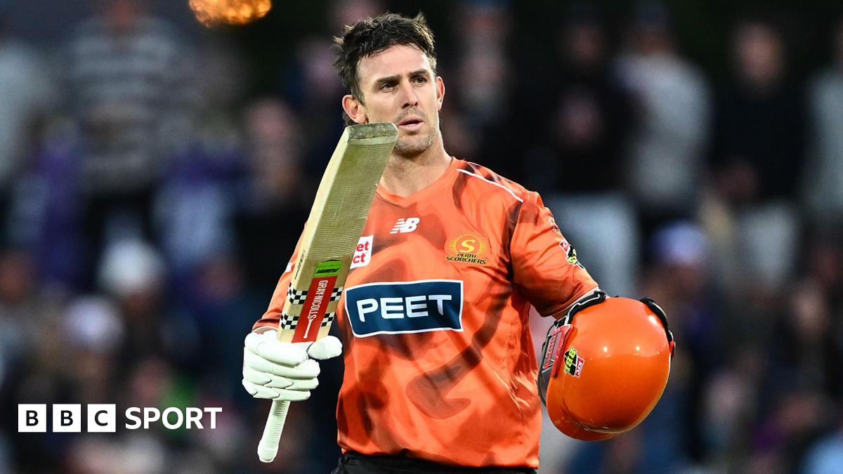 Mitch Marsh celebrates his century for Perth Scorchers against Hobart Hurricanes