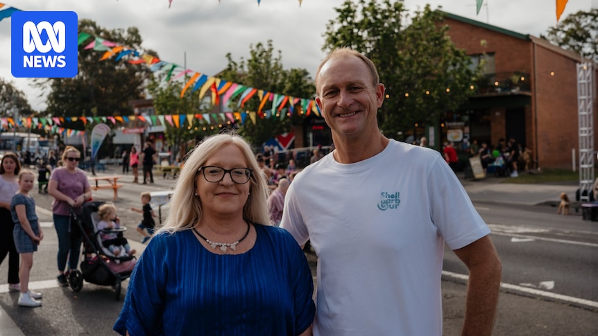 Shellharbour mayor's quick thinking during call may have saved deputy's life