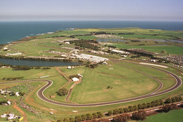An aerial view of the Phillip Island track in 1999.