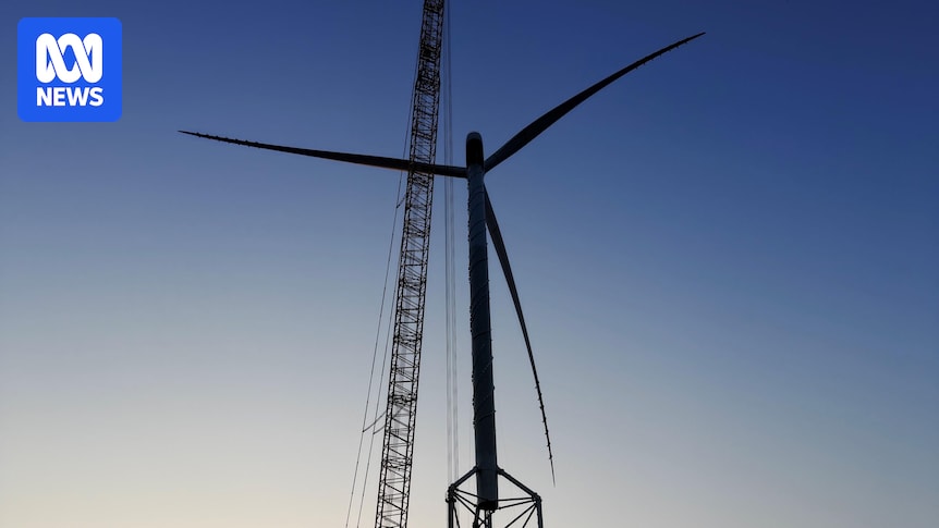 Fortescue breaks ground on Pilbara's first wind farm in move to decarbonise