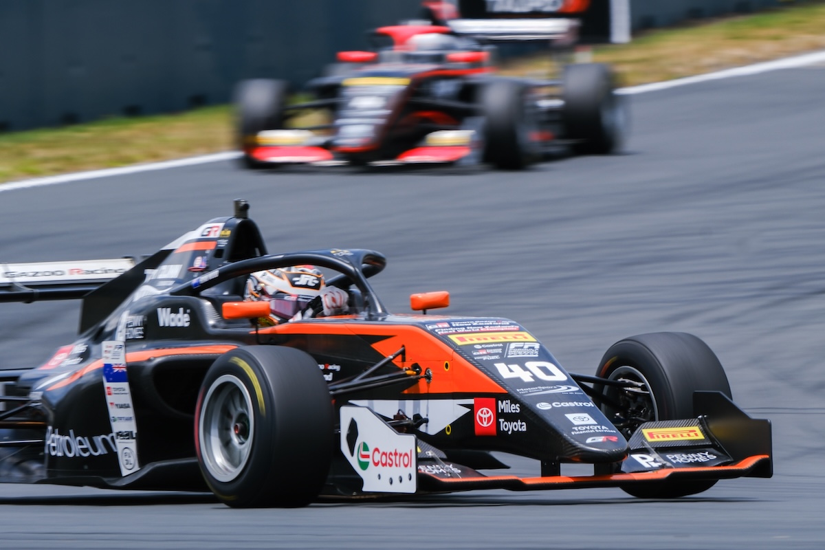 Wood and Wharton win Taupo's first FRegional Oceania races