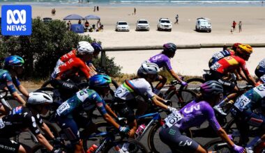Women's Tour Down Under first stage marred by crashes to Australian Liv Jayco AlUla team