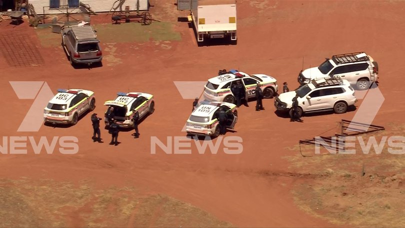 Police search in Mullewa, for  the missing Gunman. Picture 7NEWS
