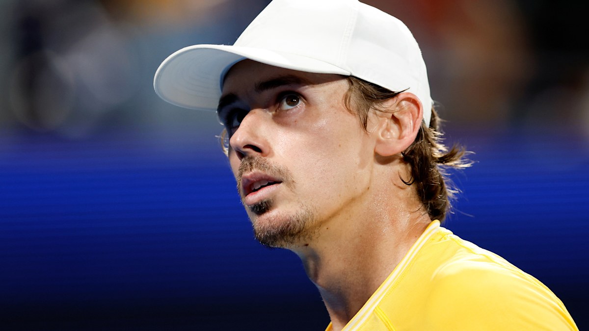 Alex De Minaur injury battle, Lleyton Hewitt comments, Australia v Poland results, highlights, video