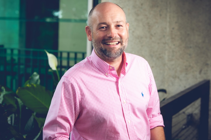 Professor Ollie Jay in his laboratory at University of Sydney.