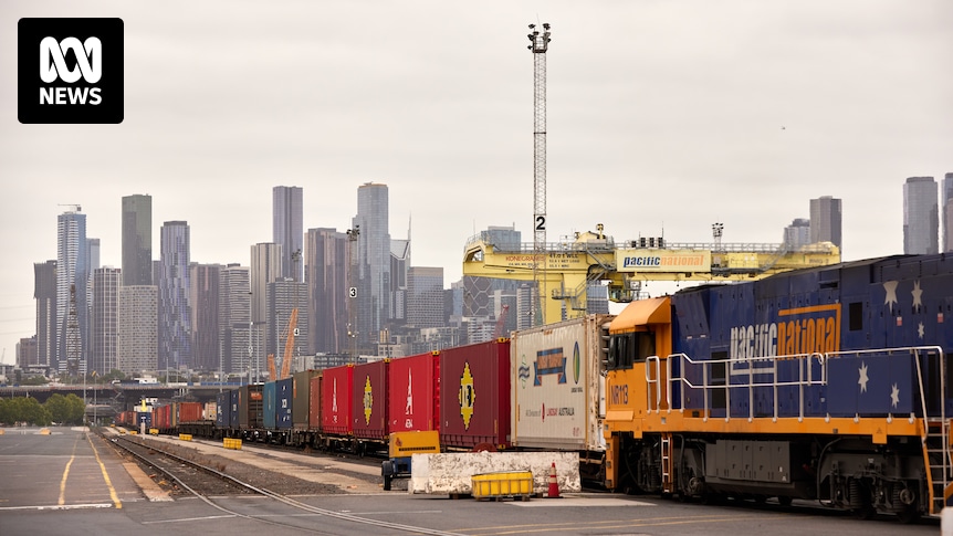 National freight routes affected after train partially derails in South Australia