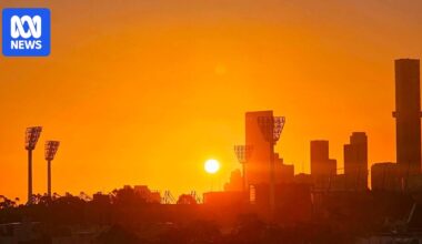 Worst heatwave in decades sending temperatures close to 50C over south-east Australia